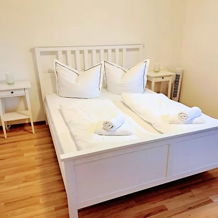 Appartamento Moderne Familienfreundliche - Garten Wlan Parkplatz Inkl *